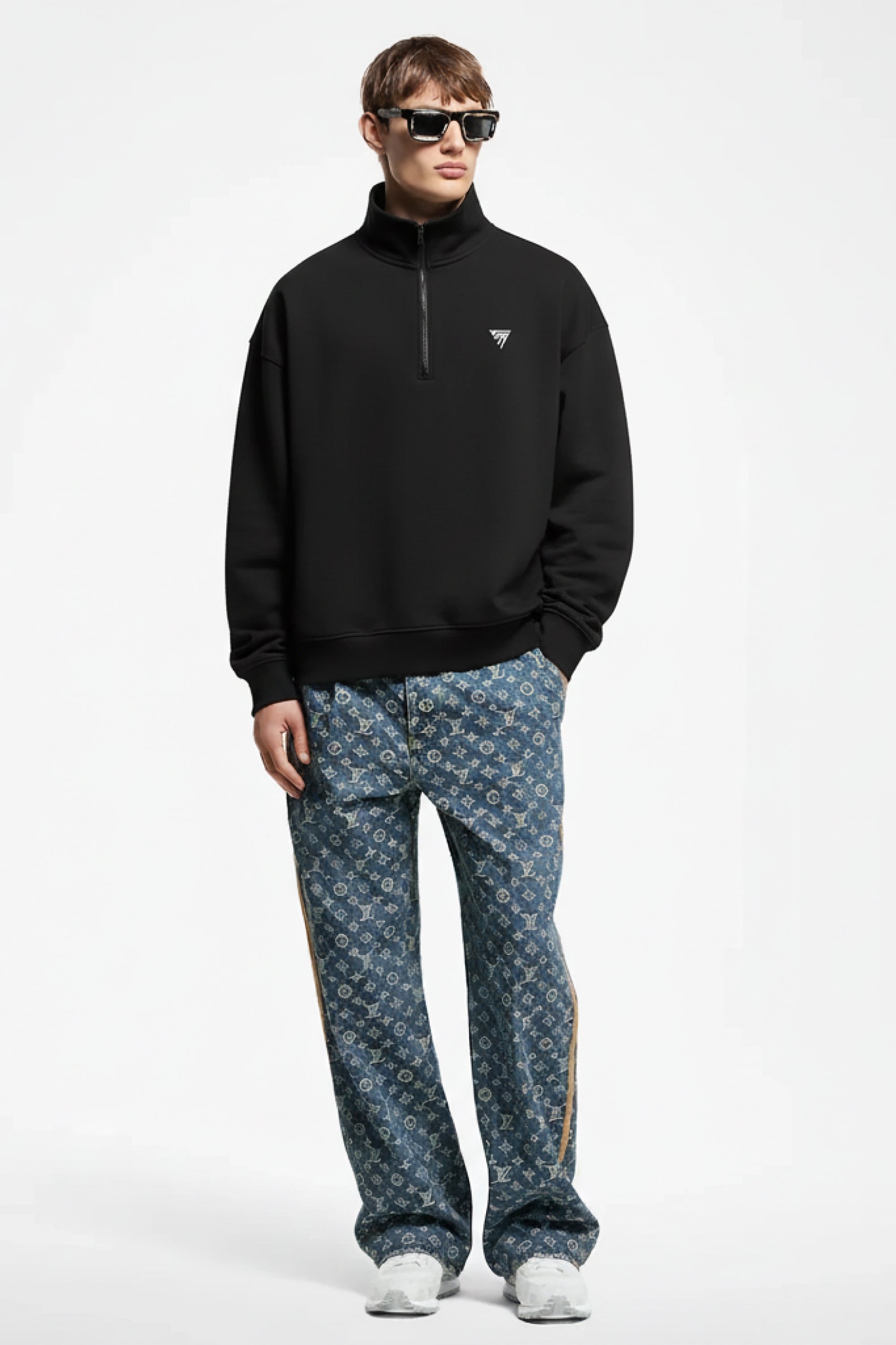 SWEAT DEMI-ZIP 380GSM – STRUCTURE & IDENTITÉ