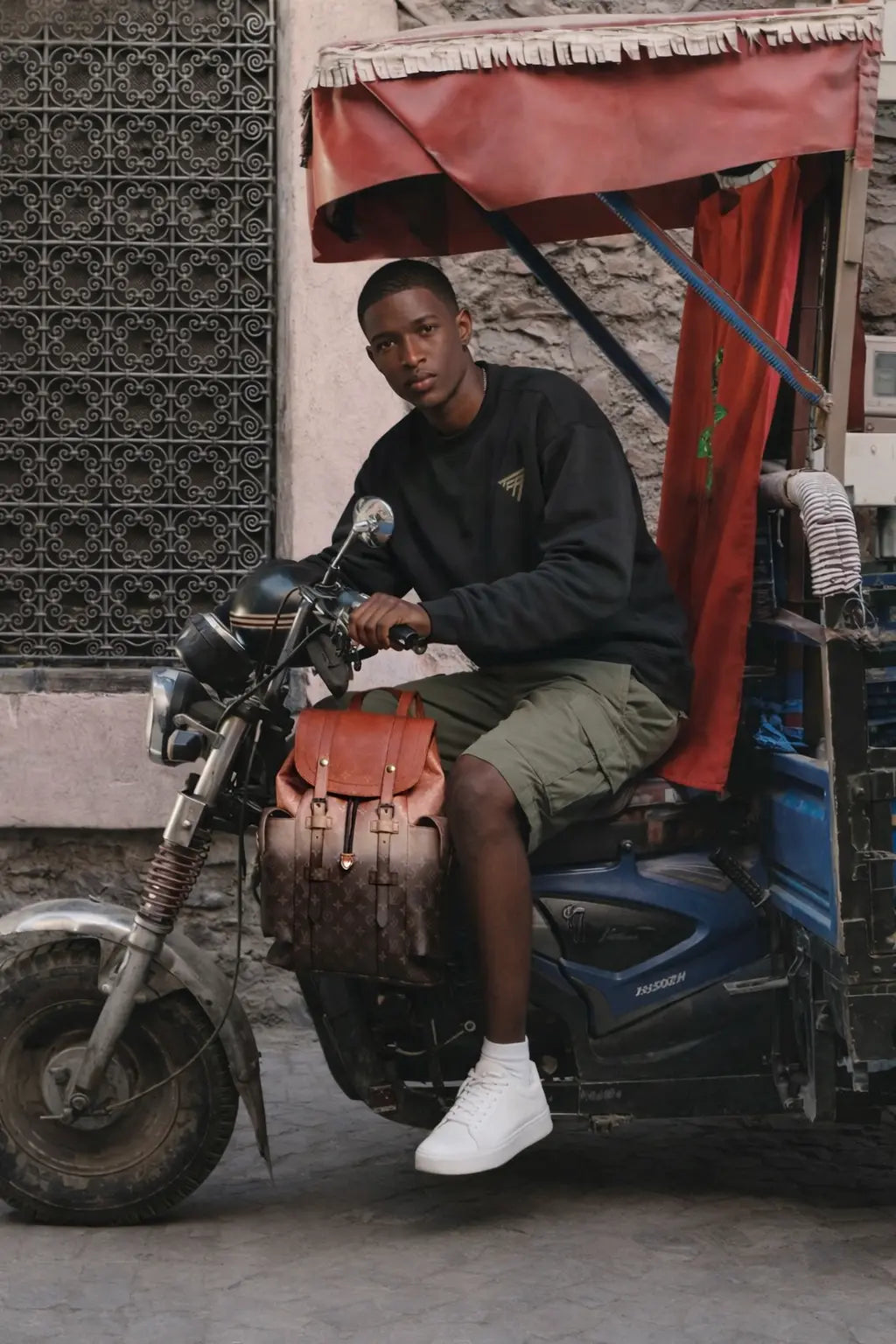 Sweat Oversize 380g brodé – The Face Atlas | coton premium - Sweat-shirts