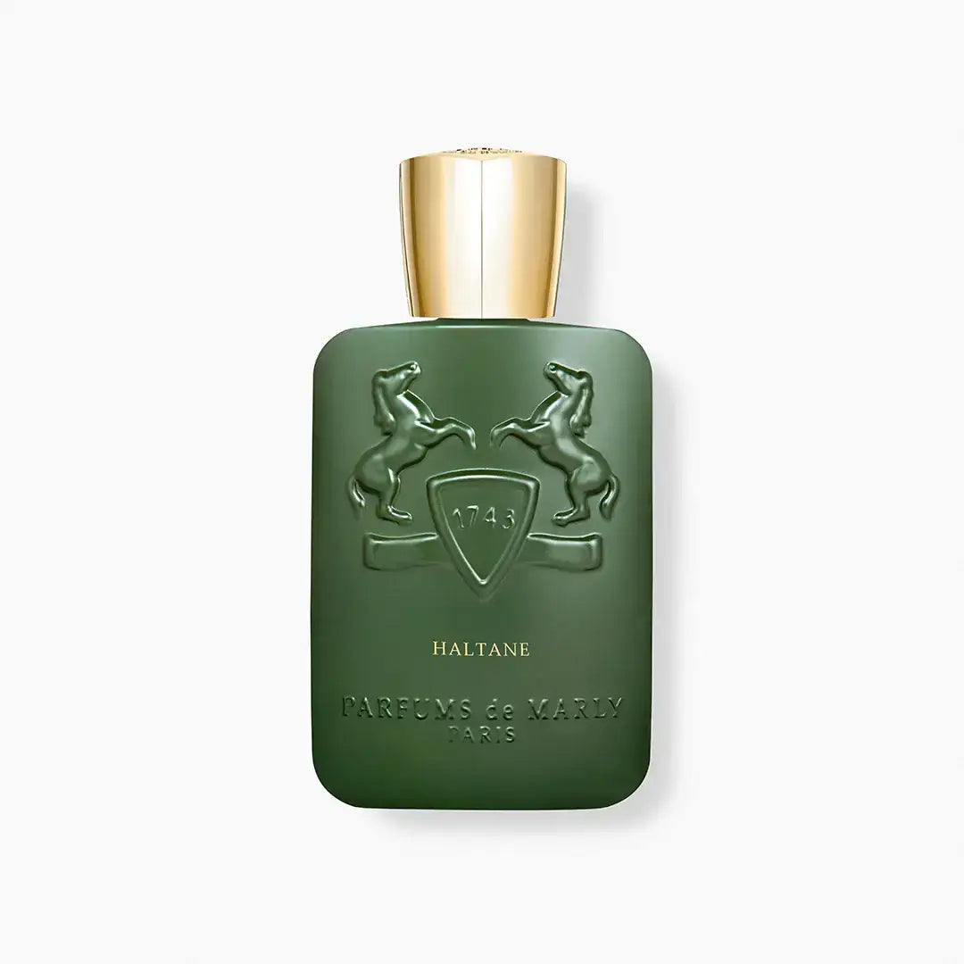 boisé aromatique parfum Haltane in a green bottle with golden cap, featuring stylish horse design.