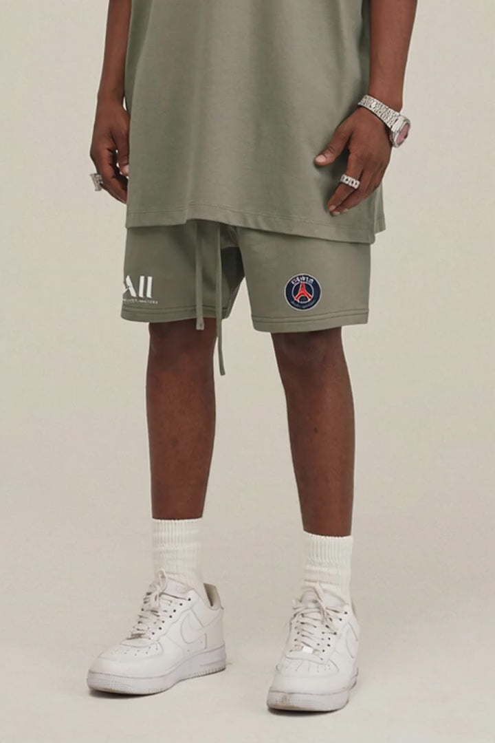Charger la vidéo: PARIS — SHORT OVERSIZE FRENCH TERRY 425G