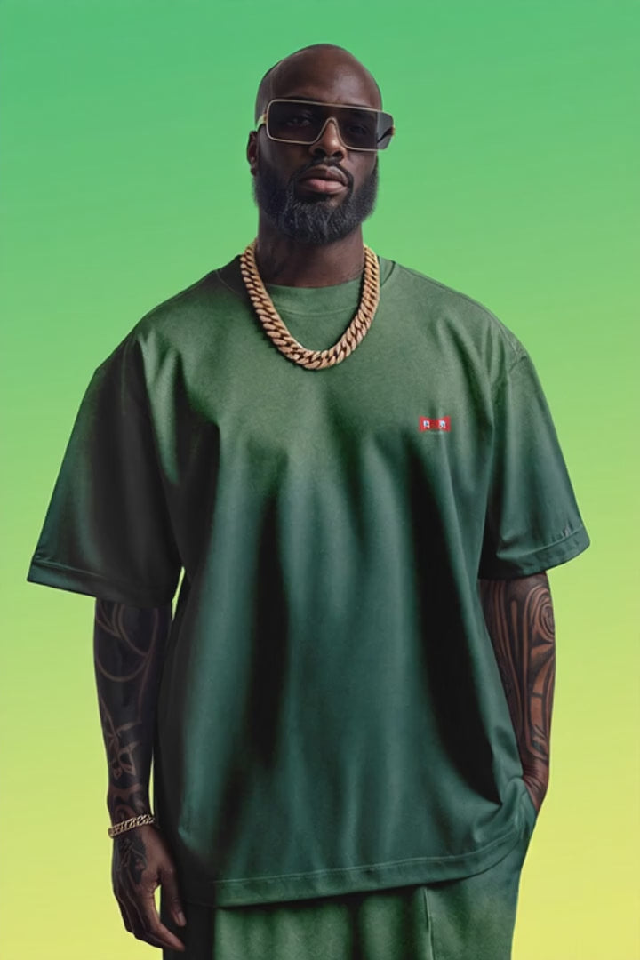 Charger la vidéo: T-SHIRT RUBAN ROUGE TIE-DYE 260 G/M² – CHAOS MAÎTRISÉ