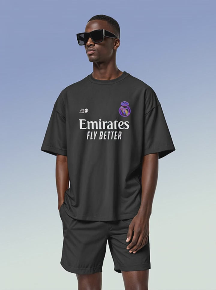 Charger la vidéo: MADRID — CAPITAL FADED · T-SHIRT OVERSIZE 260G