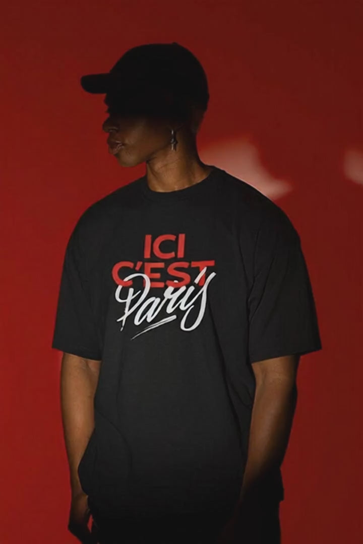 Charger la vidéo: PARIS — ICI C’EST PARIS · T-SHIRT REGULAR 220G