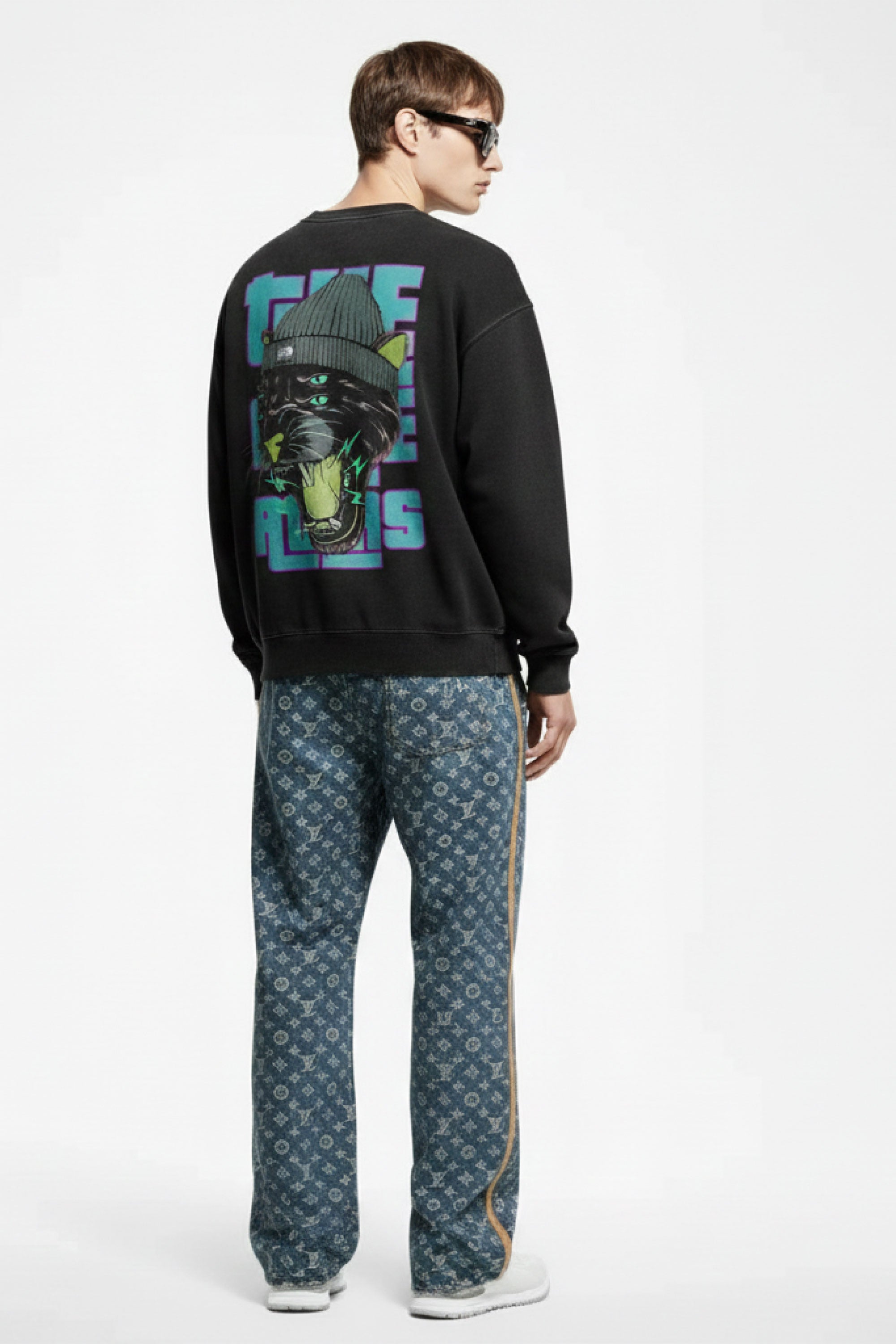 SWEAT OVERSIZE 380GSM – ASYMMETRIC DETAIL EDITION