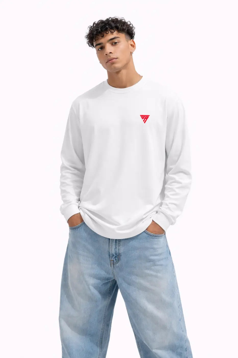 Sweatshirt blanc manches longues col rond avec petit logo triangulaire rouge sur la poitrine t shirt manches longues 220g maroc